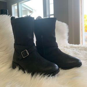 Ugg water resistant boots